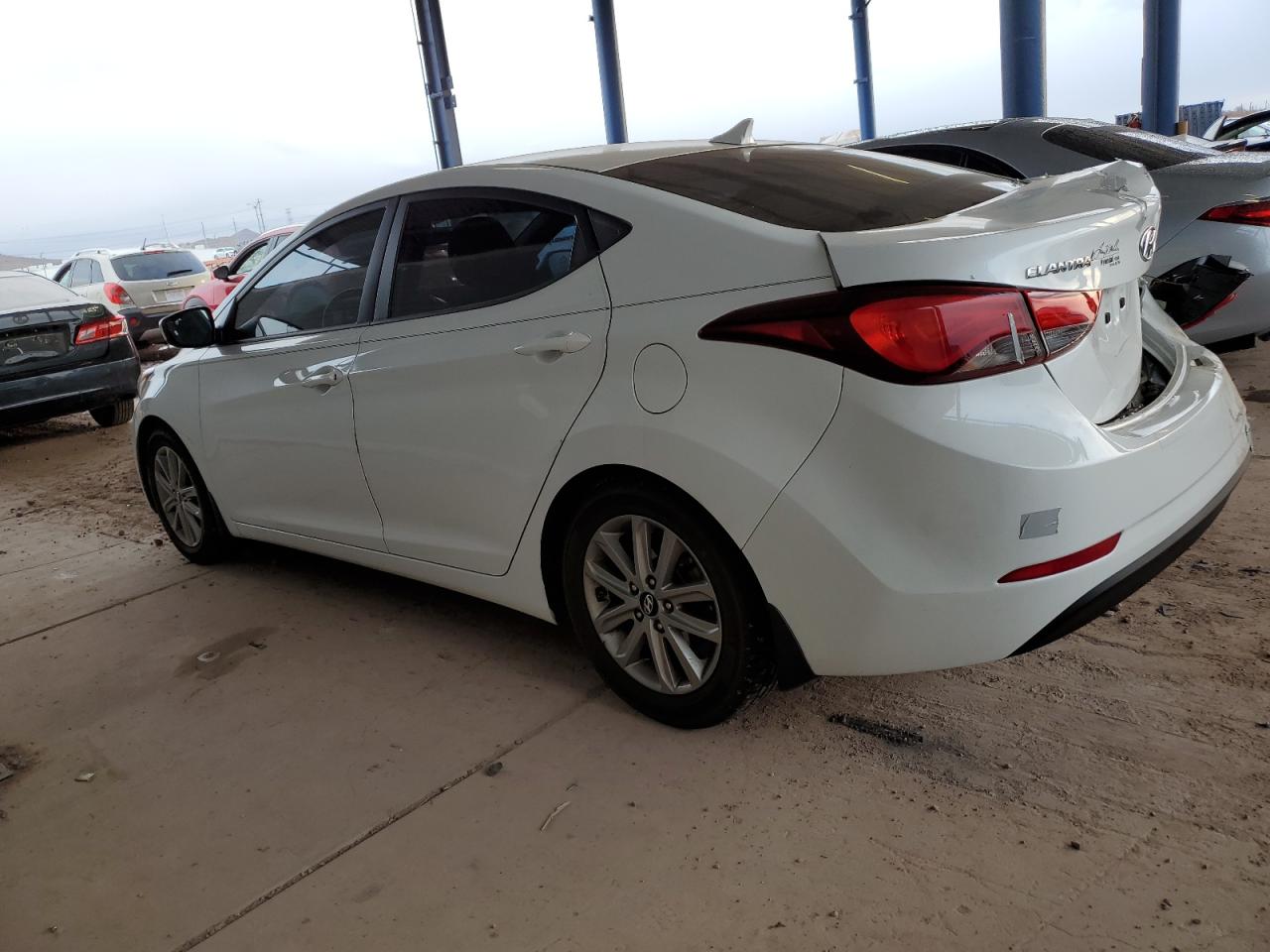 2015 Hyundai Elantra VIN 5NPDH4AE2FH638693 Copart auction photo, rear end damage thumbnail 2