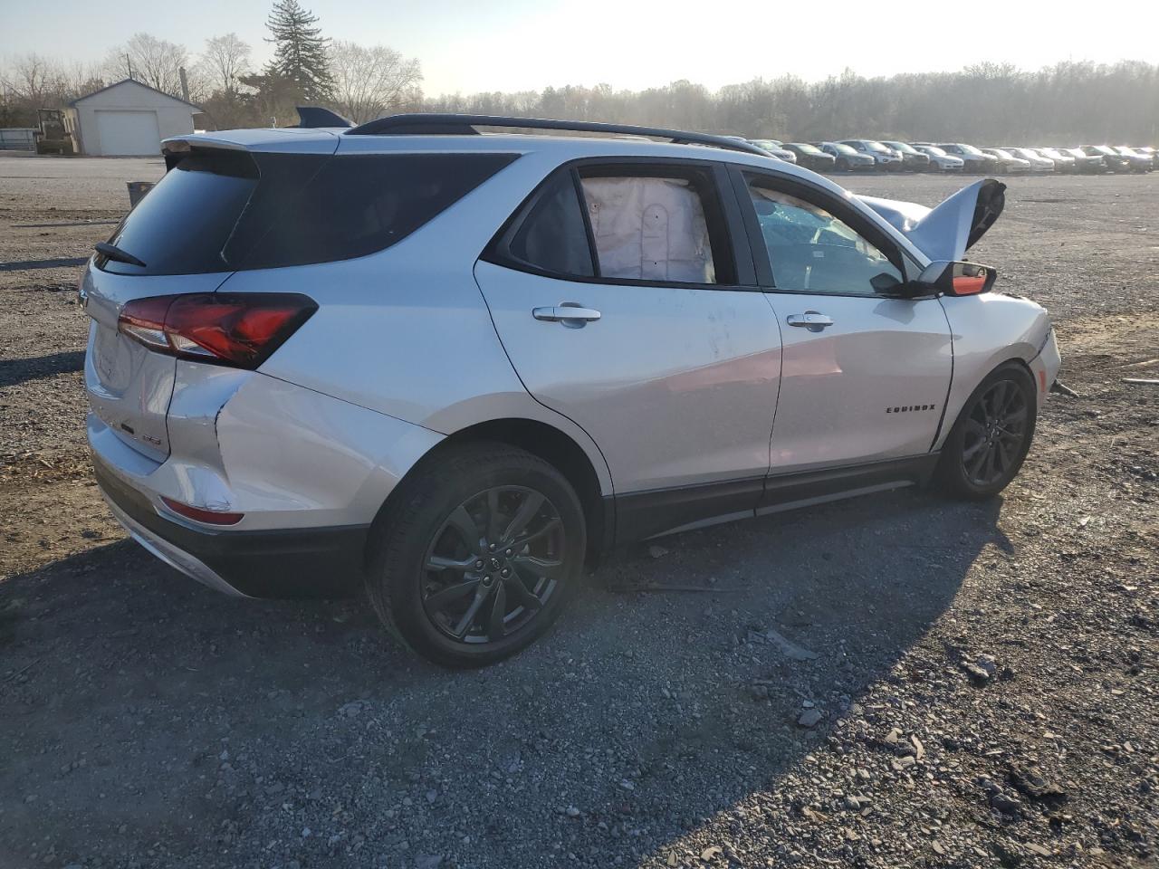 2022 Chevrolet Equinox VIN 2GNAXWEV7N6149003 Copart auction photo, all over damage thumbnail 3