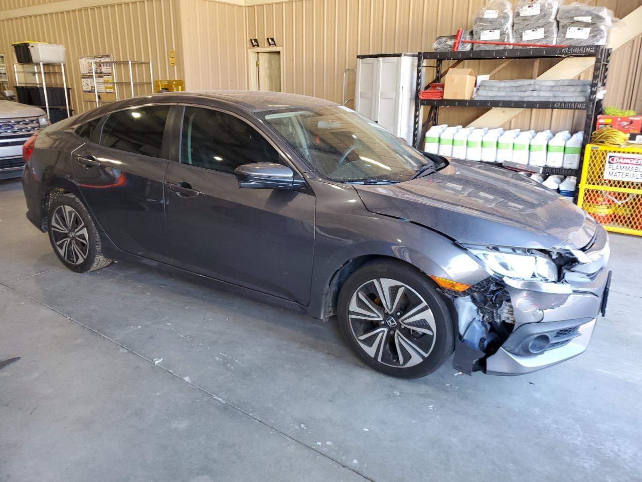2016 Honda Civic VIN 2HGFC1F33GH659044 Copart auction photo, front end / minor dent/scratches damage thumbnail 4