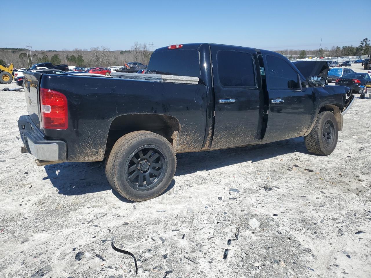 2013 Chevrolet Silverado VIN 3GCPKSE76DG380523 Copart auction photo, front end / side damage thumbnail 3