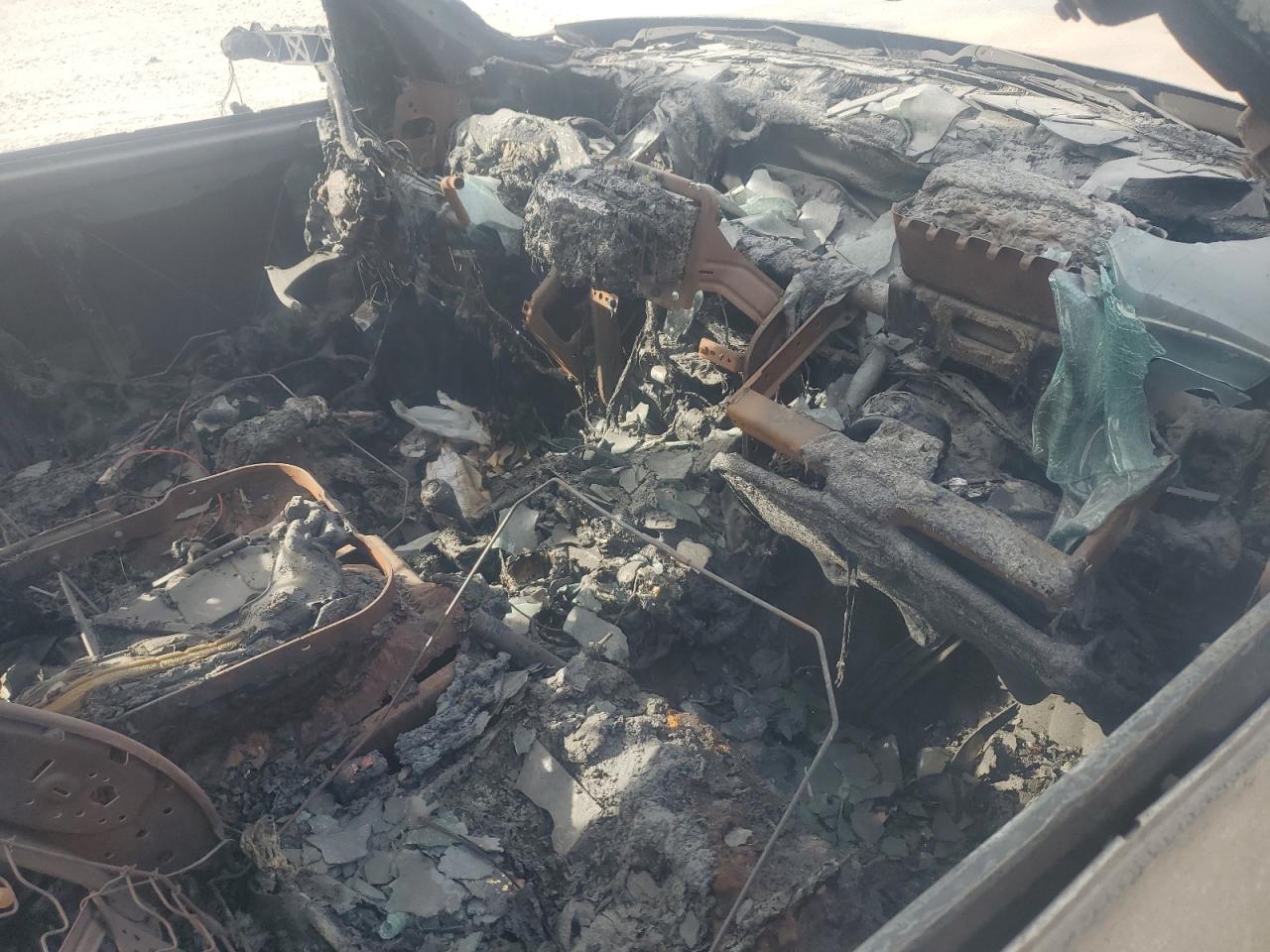 2011 Dodge RAM VIN 3D73Y3CL3BG516760 Copart auction photo, burn / missing/altered vin damage thumbnail 8