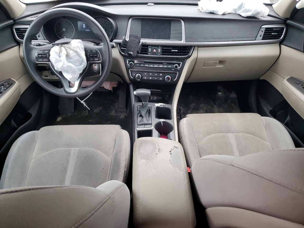 2018 KIA Optima VIN 5XXGT4L33JG184210 Copart auction photo, front end / all over damage thumbnail 8