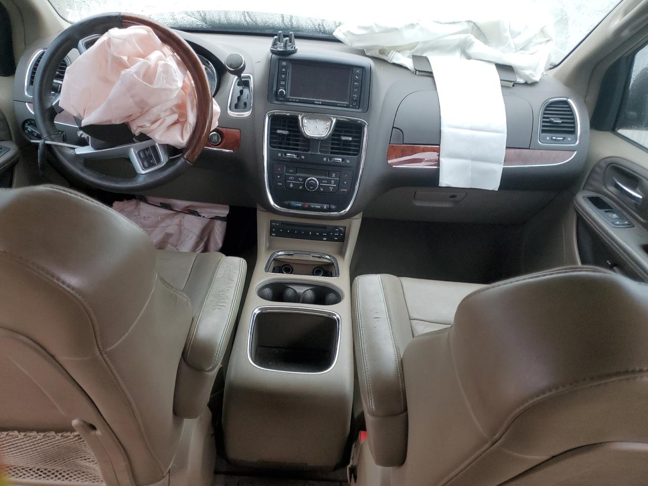 2013 Chrysler Town & Country VIN 2C4RC1GG1DR543389 Copart auction photo, all over damage thumbnail 8