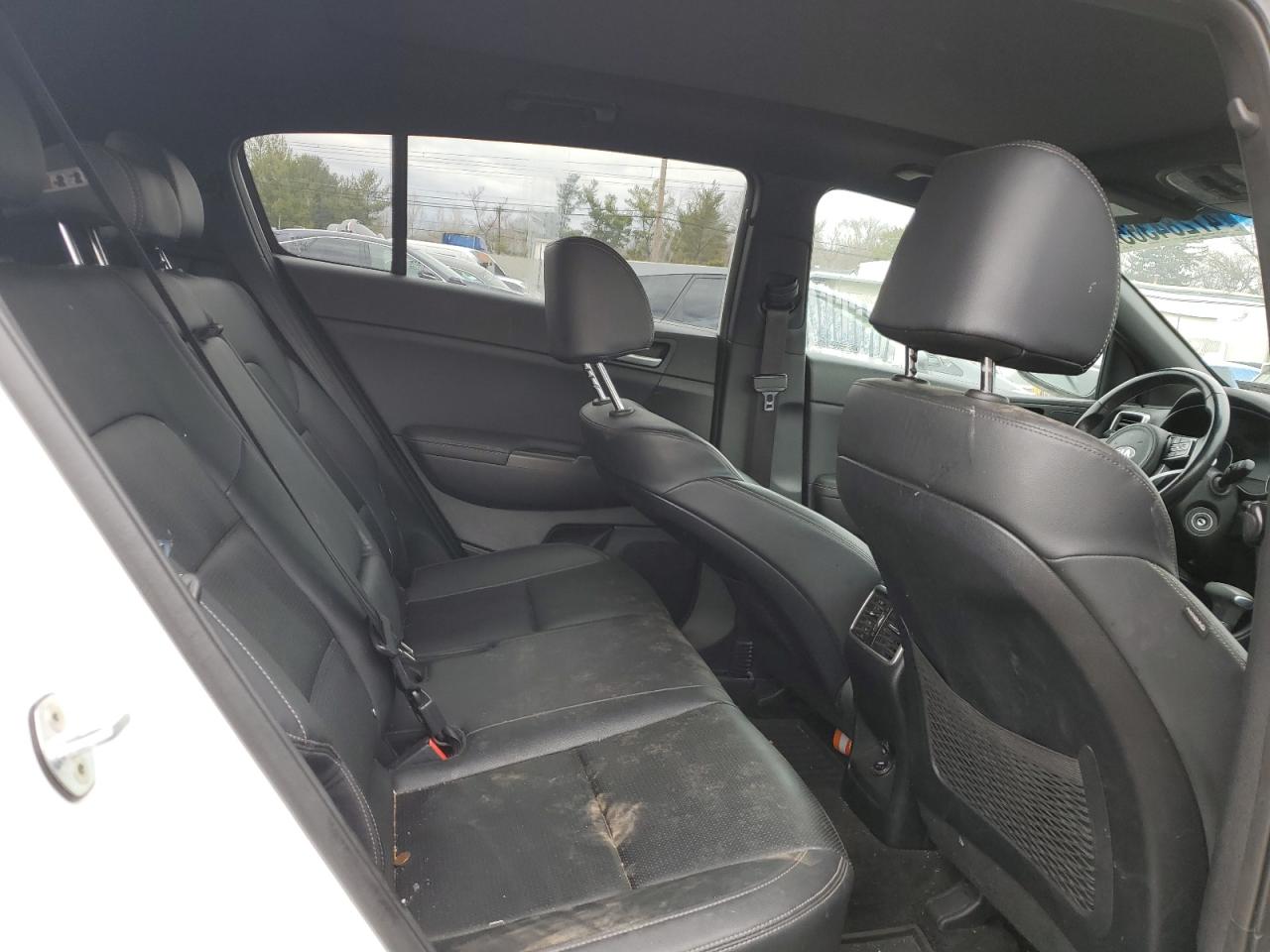 2020 KIA Sportage VIN KNDP6CACXL7681268 Copart auction photo, vandalism damage thumbnail 11