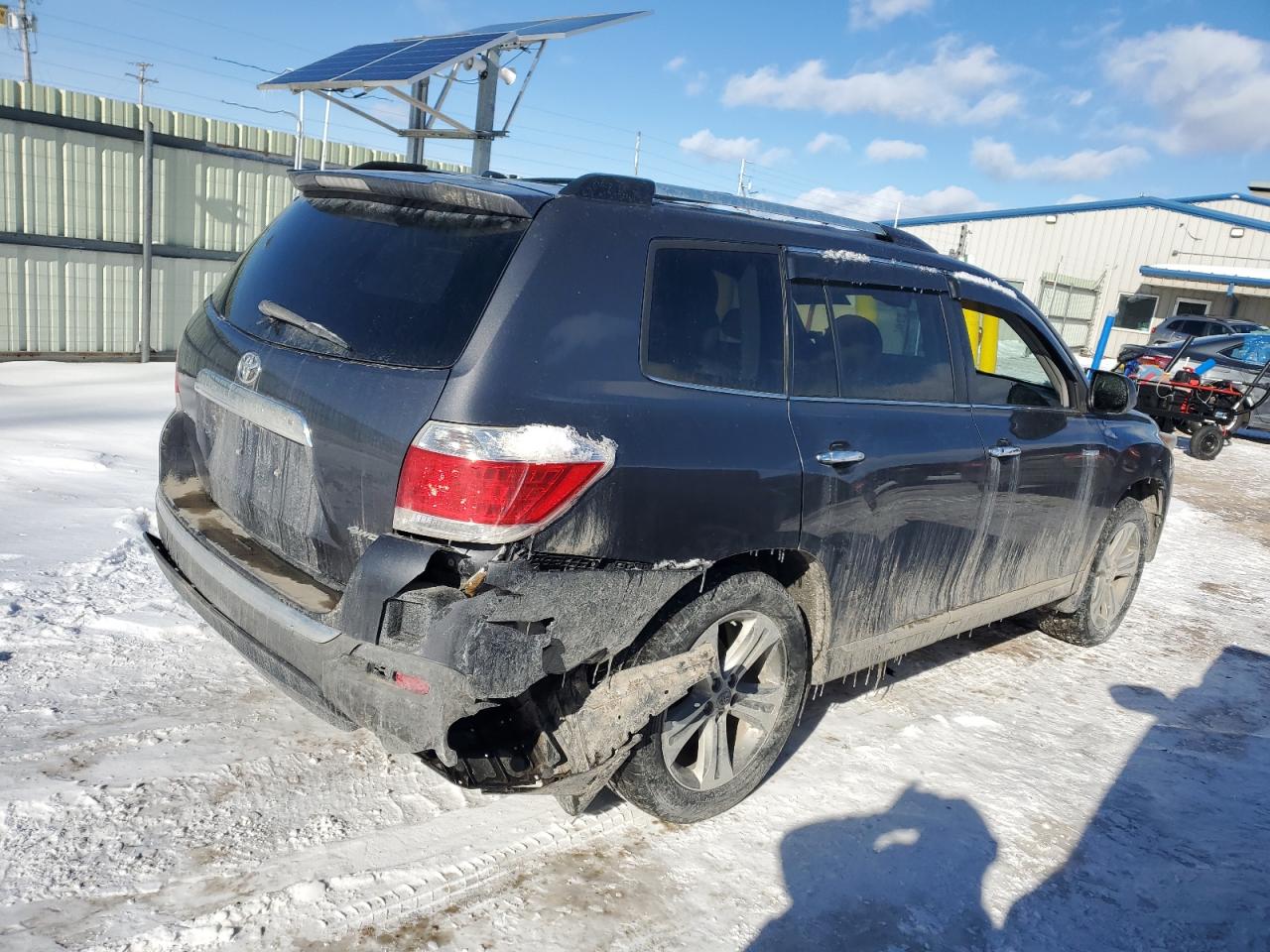 2013 Toyota Highlander VIN 5TDDK3EH1DS196464 Copart auction photo, rear end damage thumbnail 3