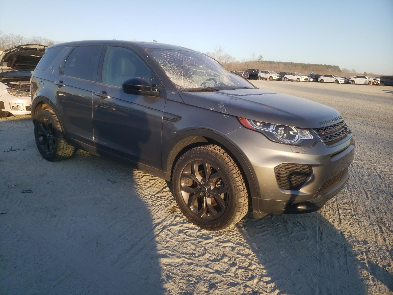 2019 Land Rover Discovery VIN SALCR2FX5KH821773 Copart auction photo, top/roof / minor dent/scratches damage thumbnail 4
