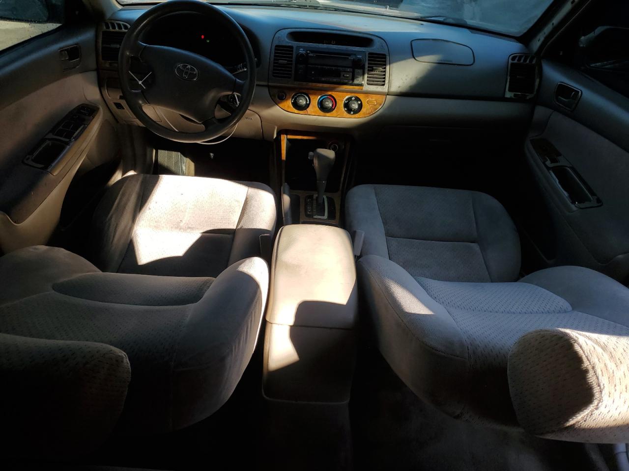 2002 Toyota Camry VIN 4T1BE32K92U543770 Copart auction photo, all over / minor dent/scratches damage thumbnail 8