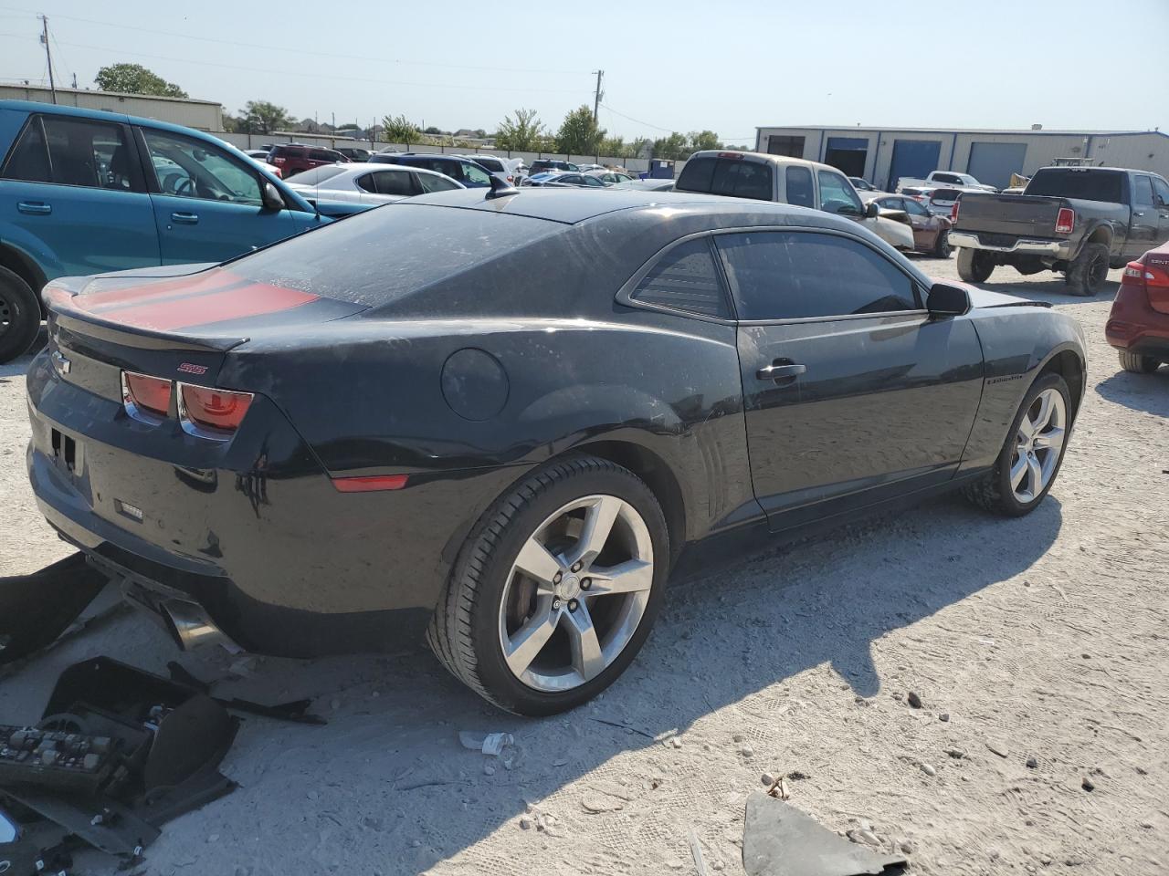2011 Chevrolet Camaro VIN 2G1FK1EJ1B9120001 Copart auction photo, stripped / minor dent/scratches damage thumbnail 3