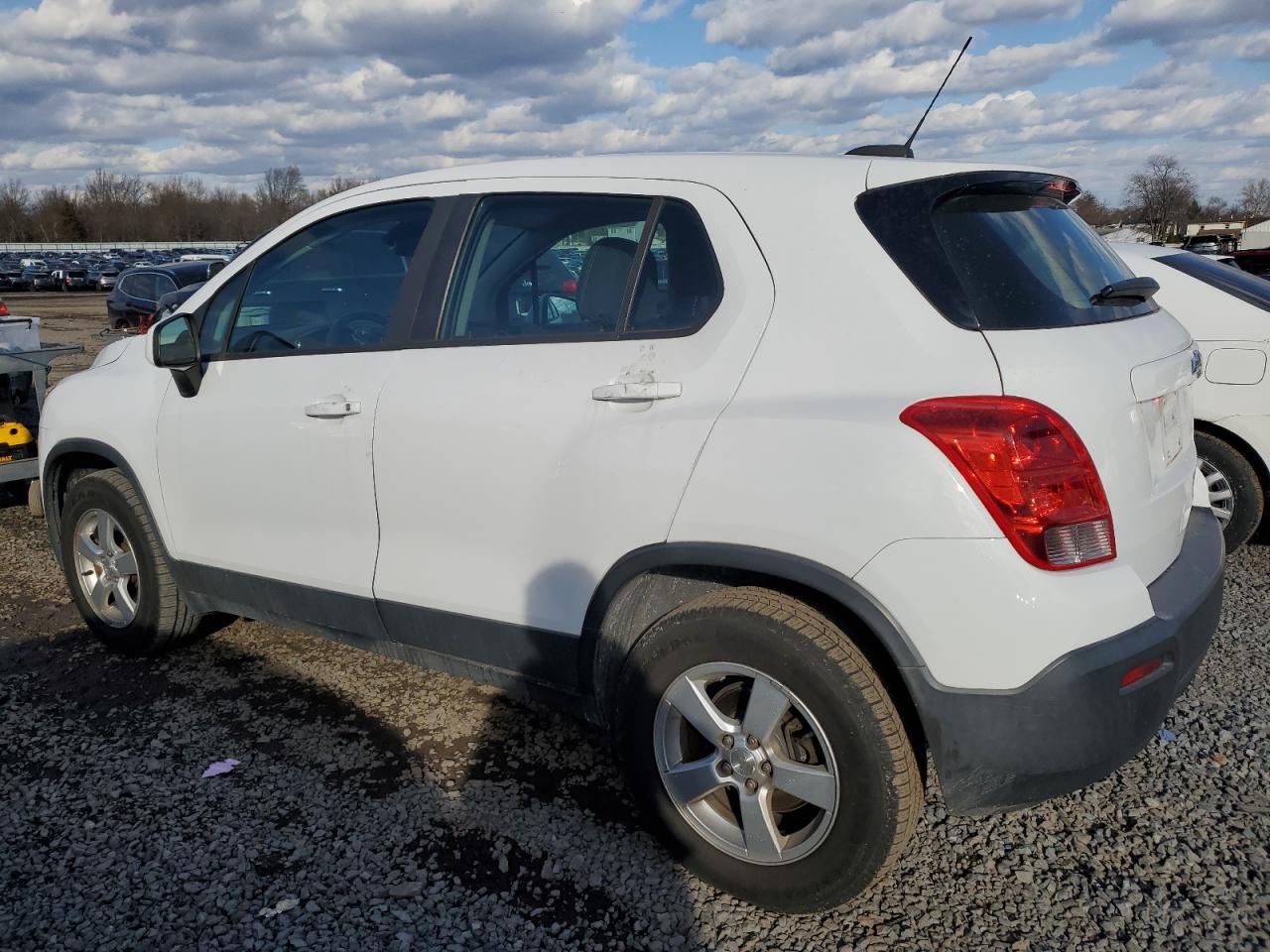 2016 Chevrolet Trax VIN 3GNCJNSB2GL266629 Copart auction photo, side damage thumbnail 2