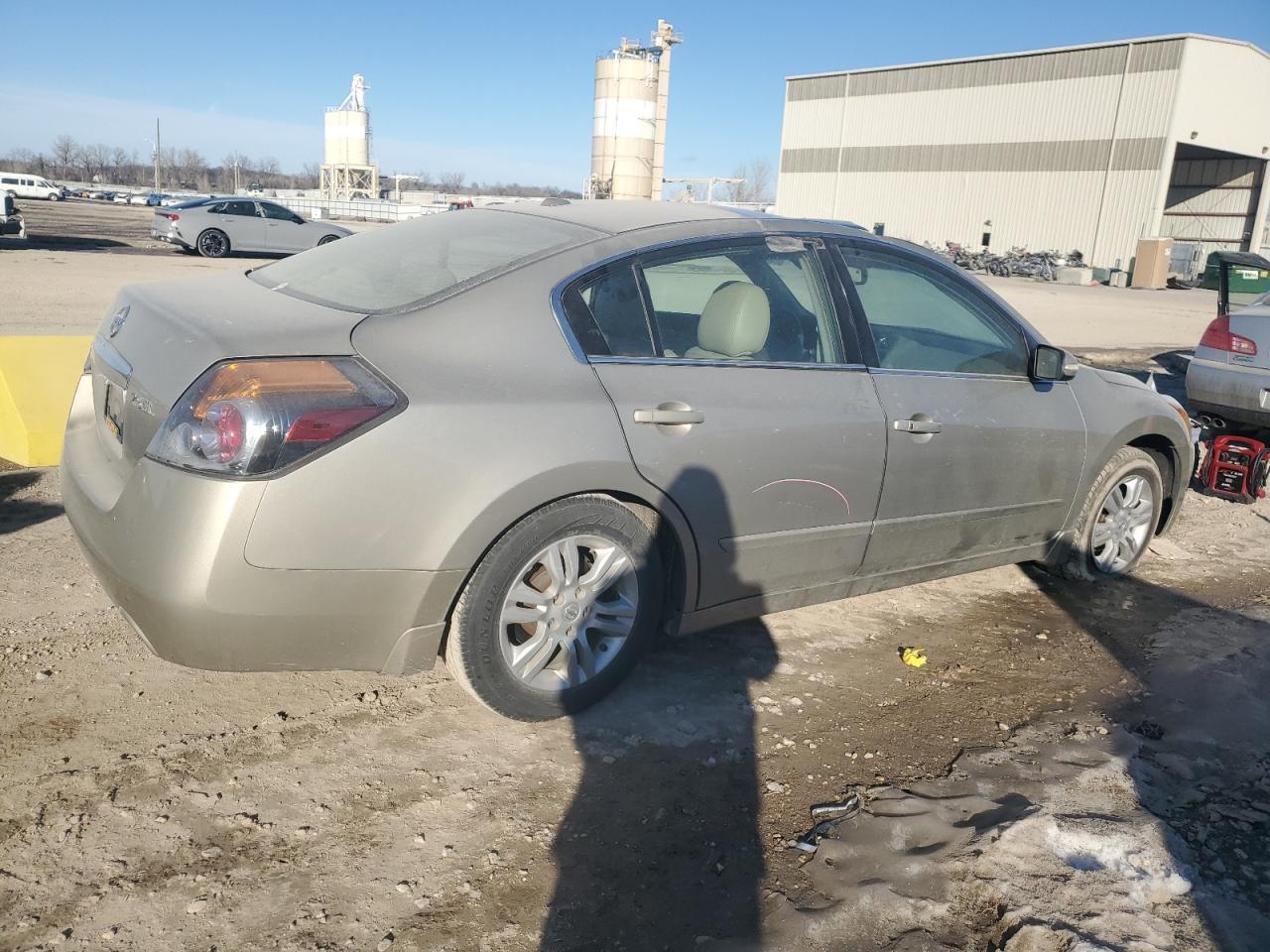 2010 Nissan Altima VIN 1N4AL2AP0AC147105 Copart auction photo, top/roof / all over damage thumbnail 3
