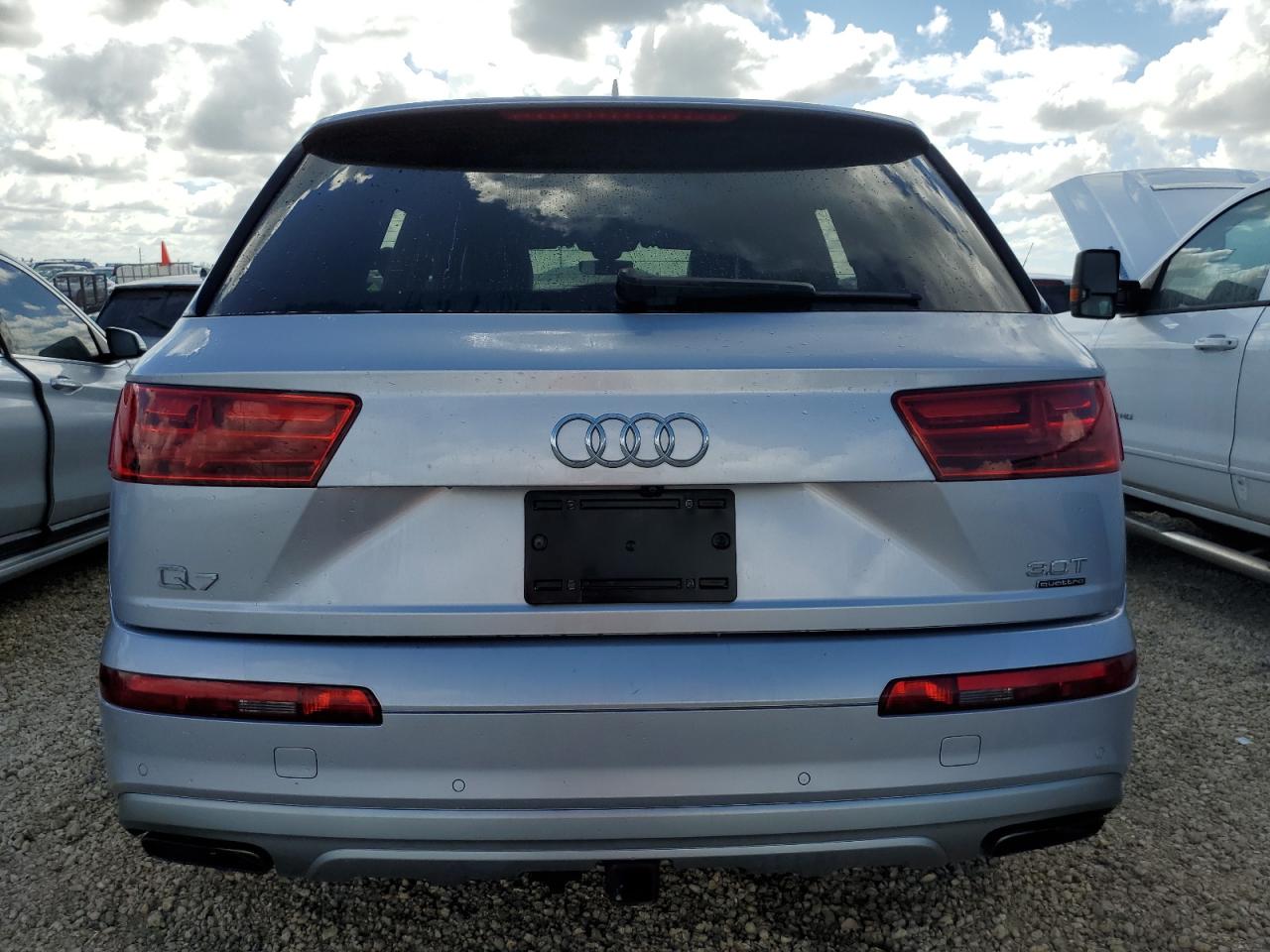2018 Audi Q7 VIN WA1VAAF72JD010529 Copart auction photo, water/flood damage thumbnail 6