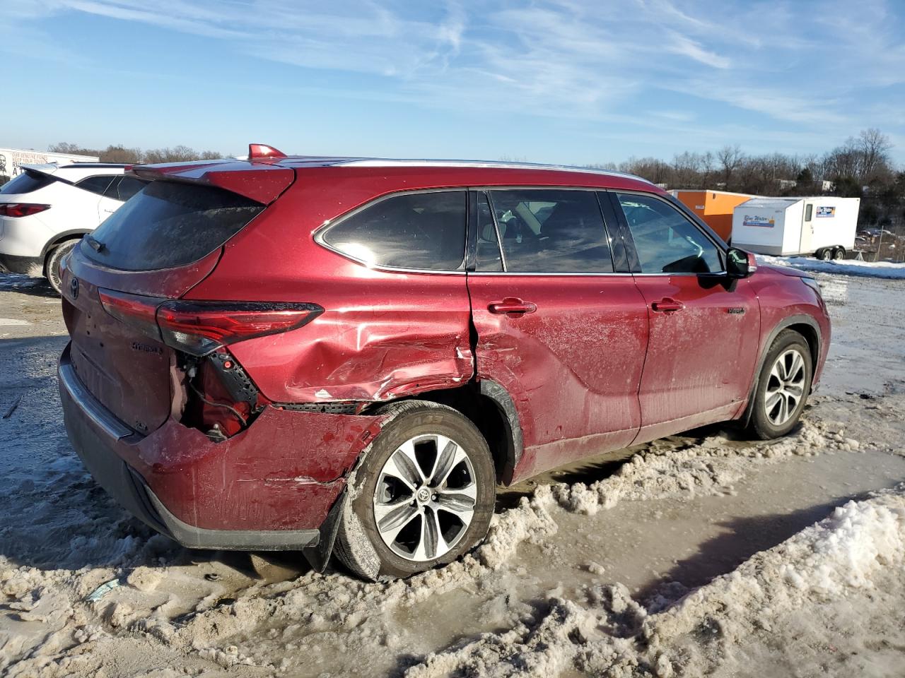 2021 Toyota Highlander VIN 5TDHBRCH8MS536992 Copart auction photo, rear end damage thumbnail 3