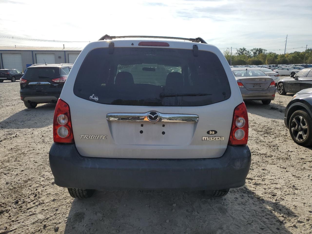 2006 Mazda Tribute VIN 4F2YZ02Z86KM31901 Copart auction photo, minor dent/scratches damage thumbnail 6