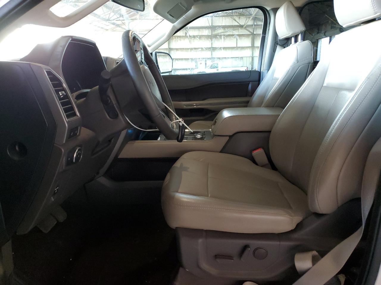 2021 Ford Expedition VIN 1FMJU1JT5MEA14164 Copart auction photo, front end damage thumbnail 7