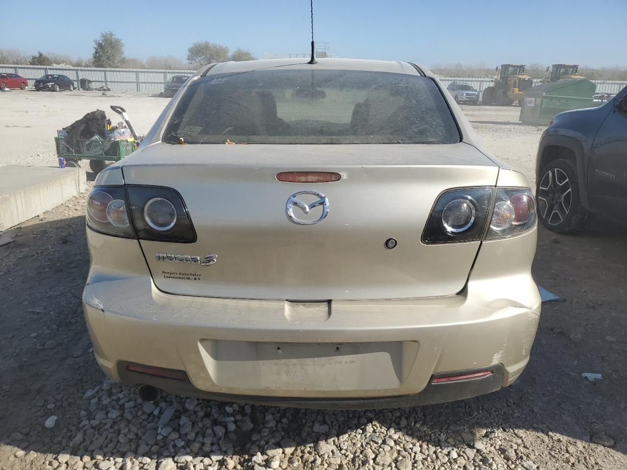 2007 Mazda 3 VIN JM1BK12FX71682593 Copart auction photo, front end damage thumbnail 6