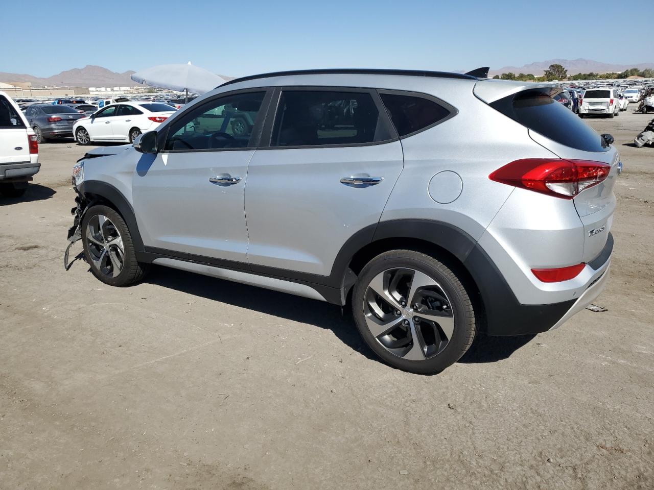 2018 Hyundai Tucson VIN KM8J33A28JU773429 Copart auction photo, front end damage thumbnail 2