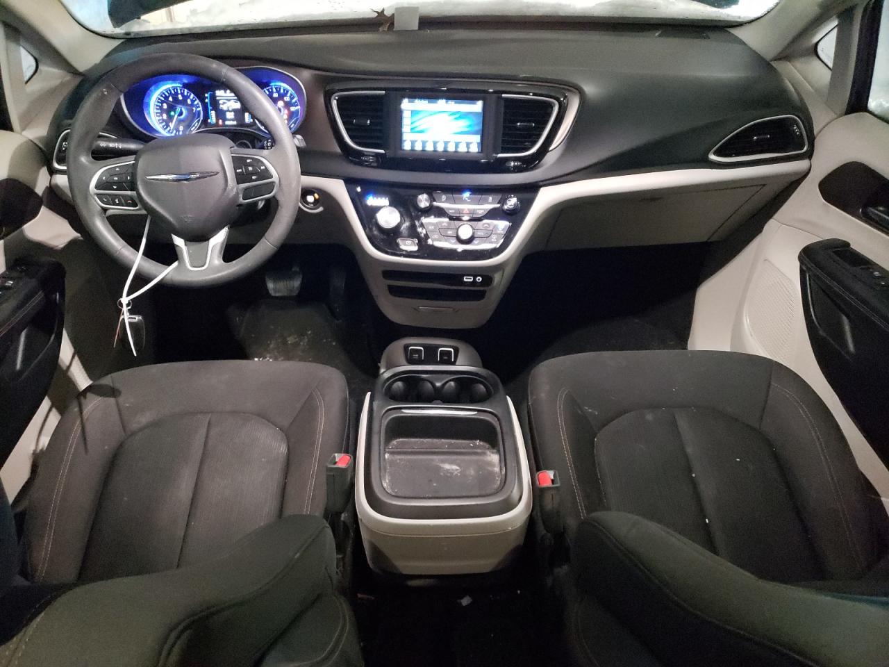 2018 Chrysler Pacifica VIN 2C4RC1FG1JR126058 Copart auction photo, rear end / front end damage thumbnail 8