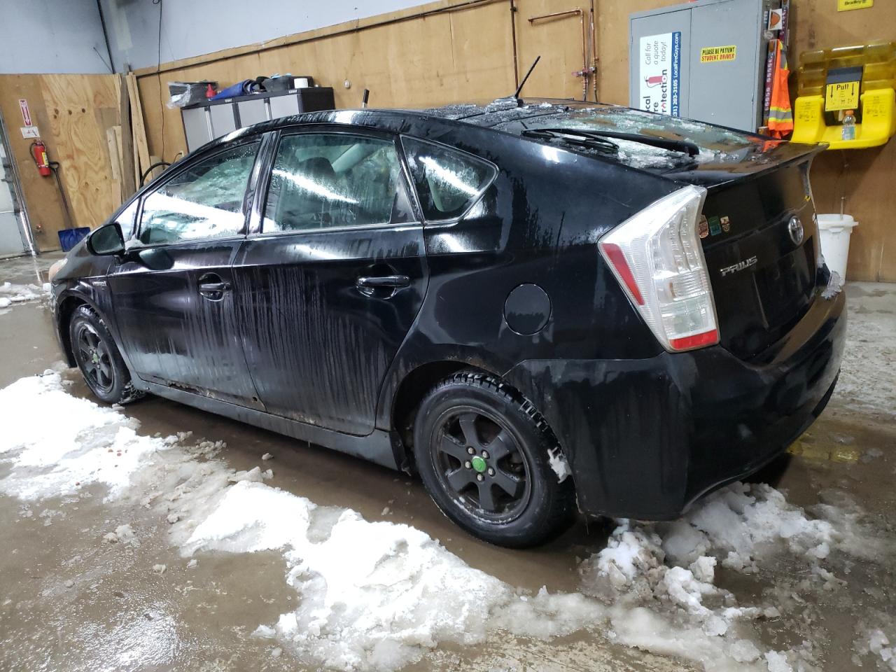2010 Toyota Prius VIN JTDKN3DUXA0167721 Copart auction photo, minor dent/scratches damage thumbnail 2