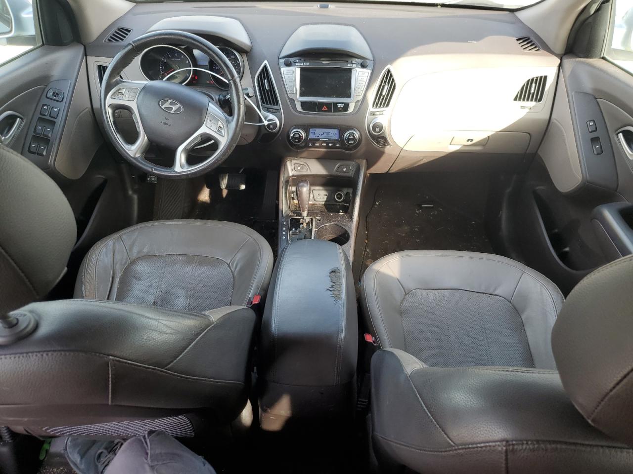 2011 Hyundai Tucson VIN KM8JU3AC6BU200813 Copart auction photo, mechanical damage thumbnail 8