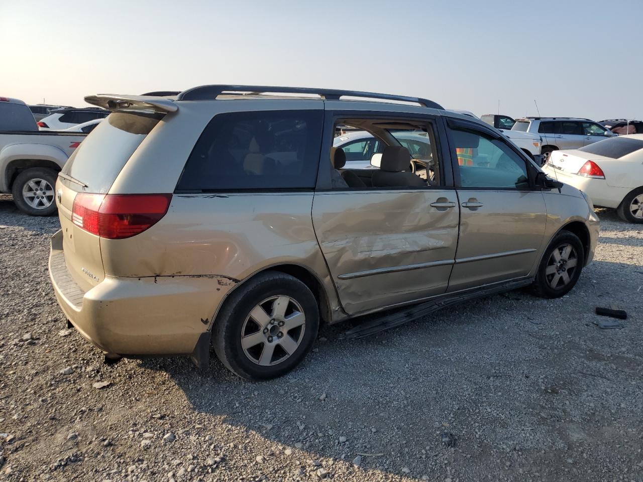 2004 Toyota Sienna VIN 5TDZA23C14S127722 Copart auction photo, side / rear end damage thumbnail 3