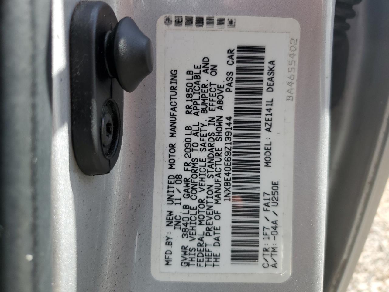 2009 Toyota Corolla VIN 1NXBE40E69Z139144 Copart auction photo, rear end / side damage thumbnail 13