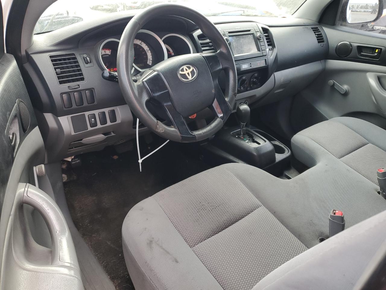 2013 Toyota Tacoma VIN 5TFNX4CN4DX023035 Copart auction photo, rear end / minor dent/scratches damage thumbnail 8