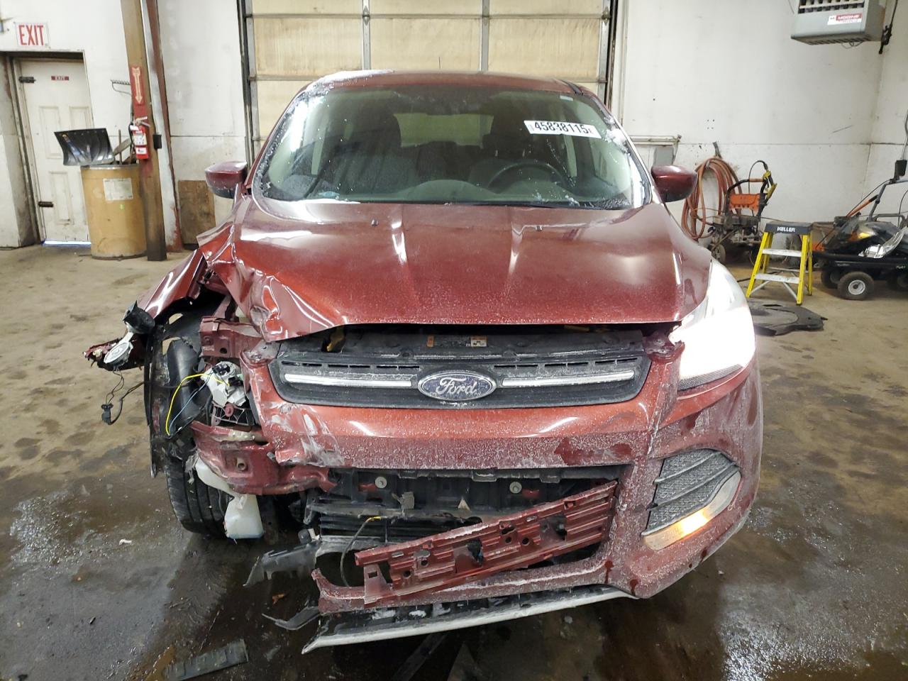 2016 Ford Escape VIN 1FMCU0GXXGUC11466 Copart auction photo, front end / rear end damage thumbnail 5