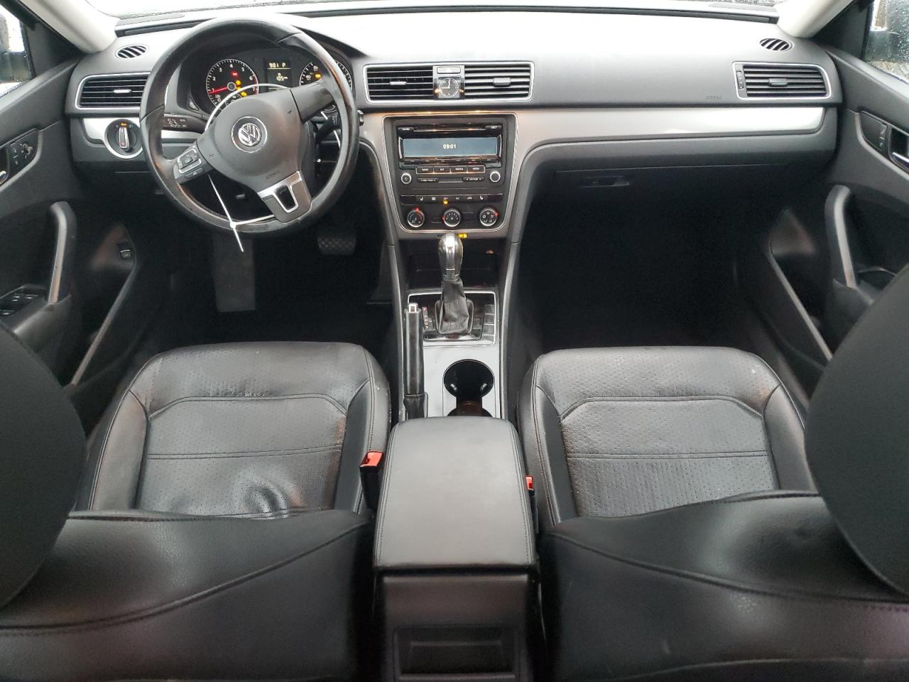 2014 Volkswagen Passat VIN 1VWAS7A31EC037092 Copart auction photo, front end / side damage thumbnail 8