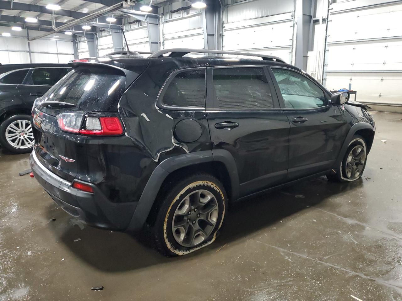 2019 Jeep Cherokee VIN 1C4PJMBX9KD461643 Copart auction photo, rollover damage thumbnail 3