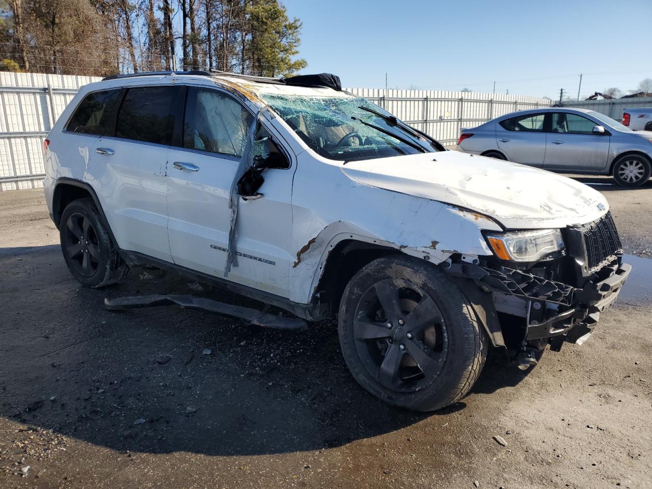 2015 Jeep Grand Cherokee VIN 1C4RJFBG9FC183441 Copart auction photo, rollover damage thumbnail 4