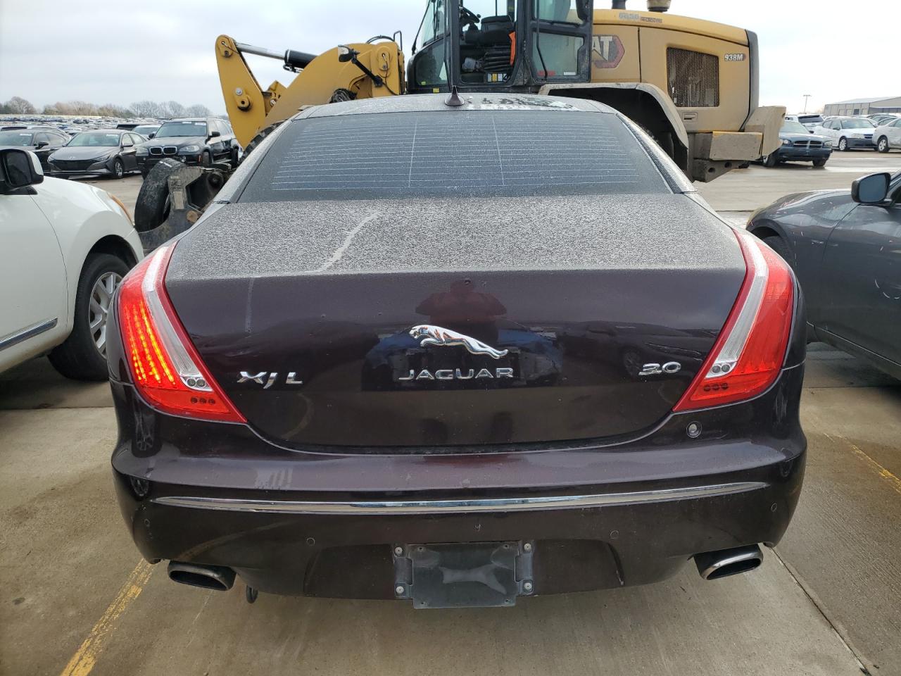 2015 Jaguar XJ VIN SAJWA2GZ7F8V83492 Copart auction photo, front end / hail damage thumbnail 6