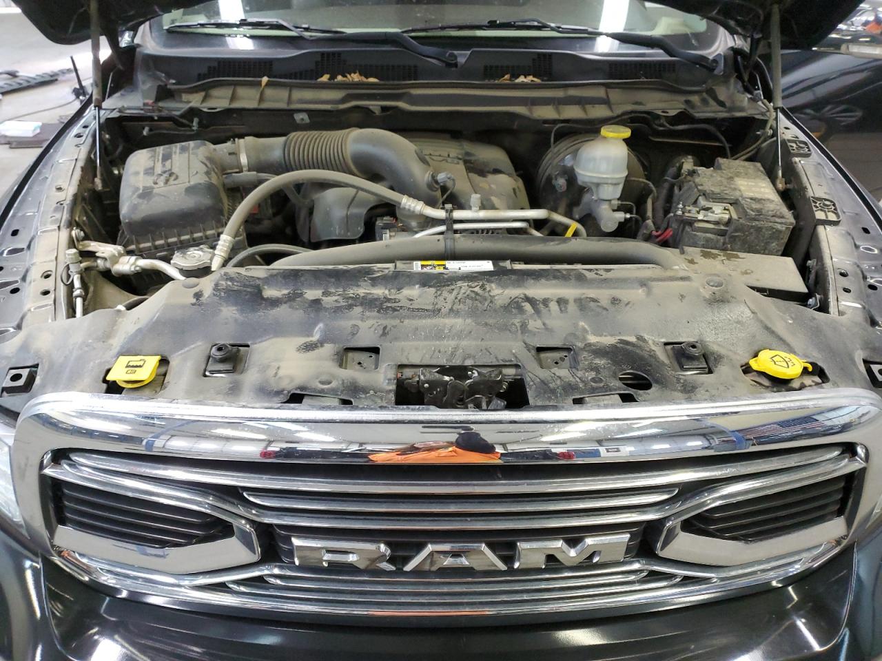 2018 RAM 1500 VIN 1C6RR7PT5JS176853 Copart auction photo, rear end damage thumbnail 12