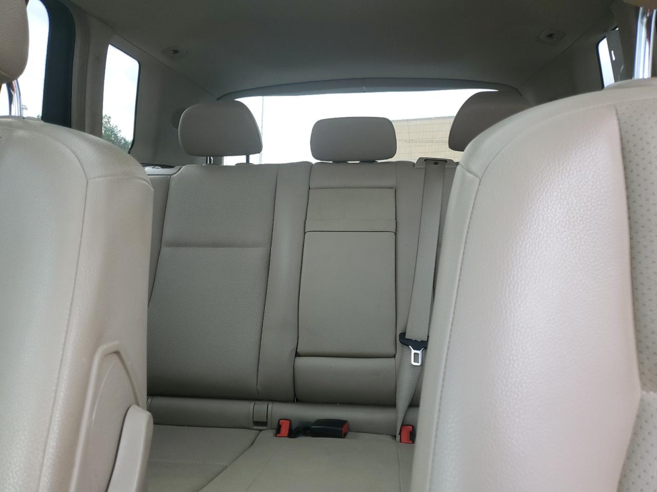 2012 Mercedes-Benz GLK-klasse VIN WDCGG5GB1CF874996 Copart auction photo, front end damage thumbnail 10