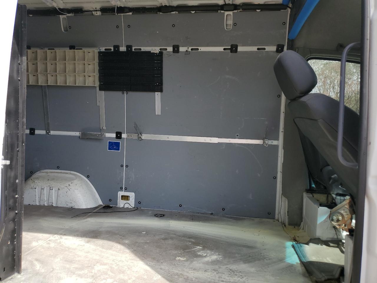 2016 Mercedes-Benz Sprinter VIN WD3PE7DD2GP187839 Copart auction photo, burn / side damage thumbnail 11
