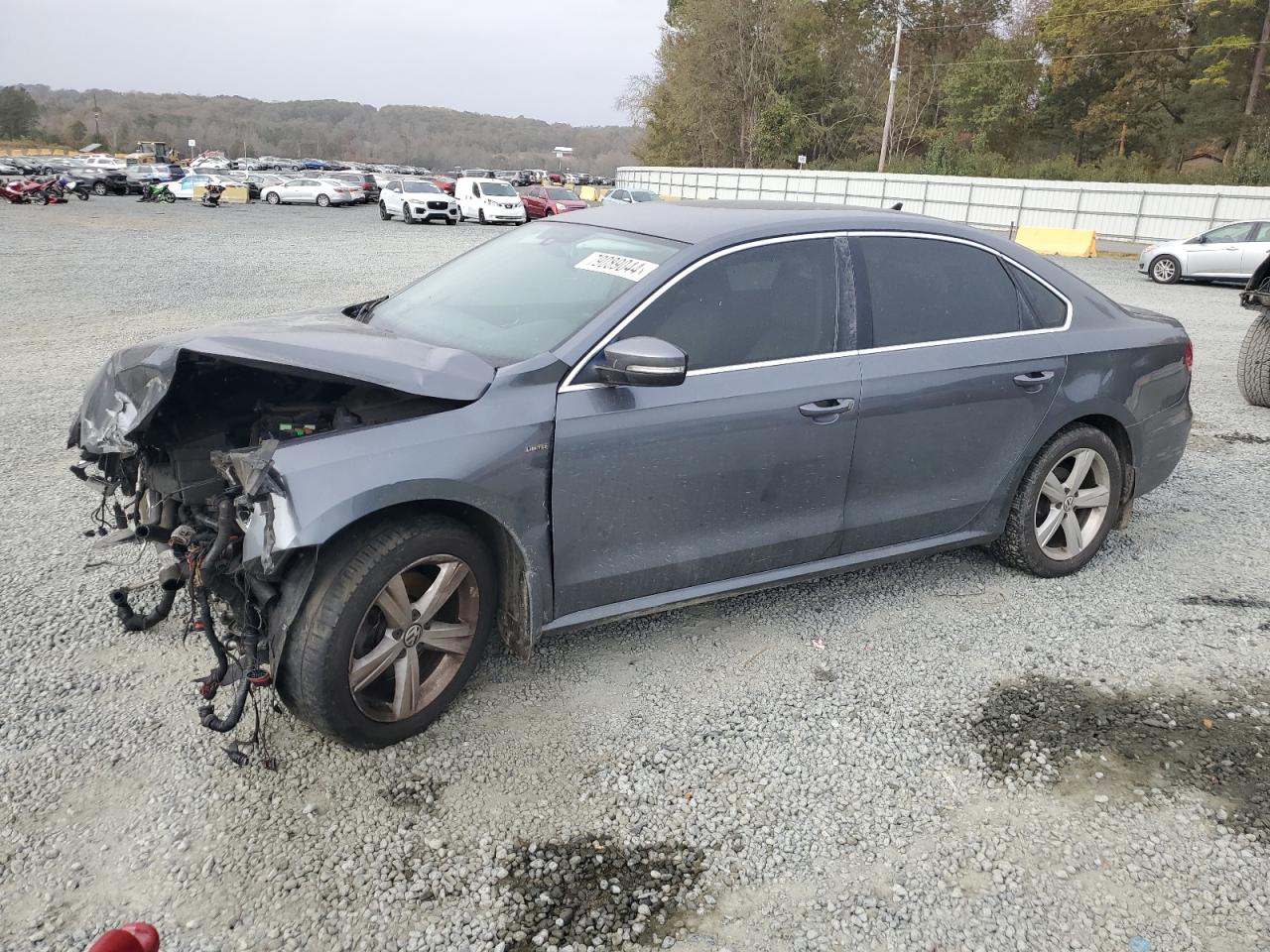 2015 Volkswagen Passat VIN 1VWAT7A31FC118169