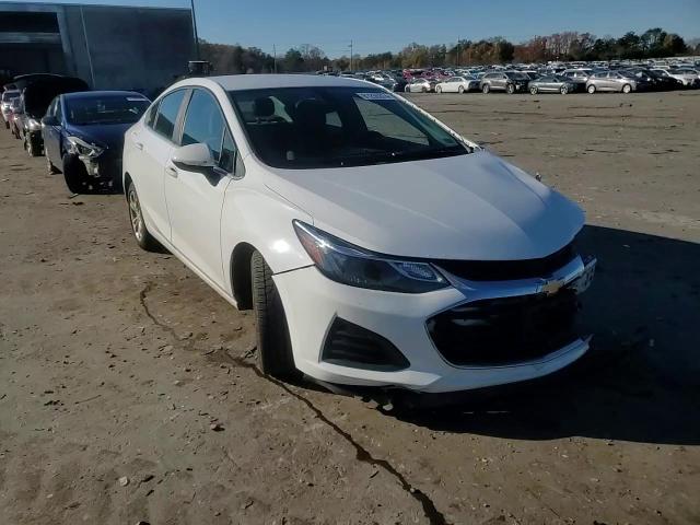 2019 Chevrolet Cruze VIN 1G1BE5SM0K7113585 Copart auction photo, front end / side damage thumbnail 11