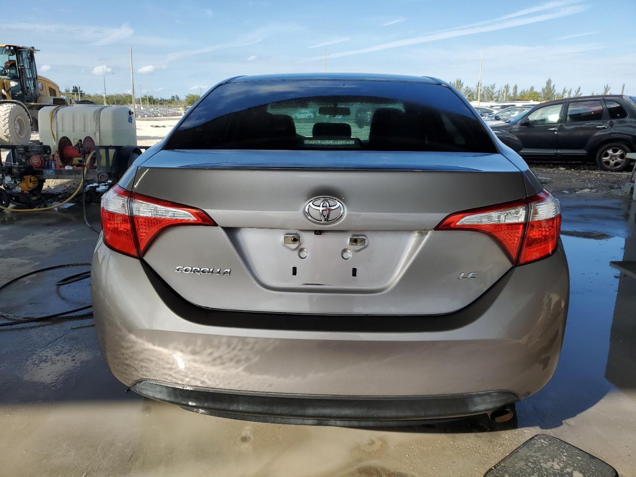 2014 Toyota Corolla VIN 5YFBURHE0EP109959 Copart auction photo, minor dent/scratches damage thumbnail 6