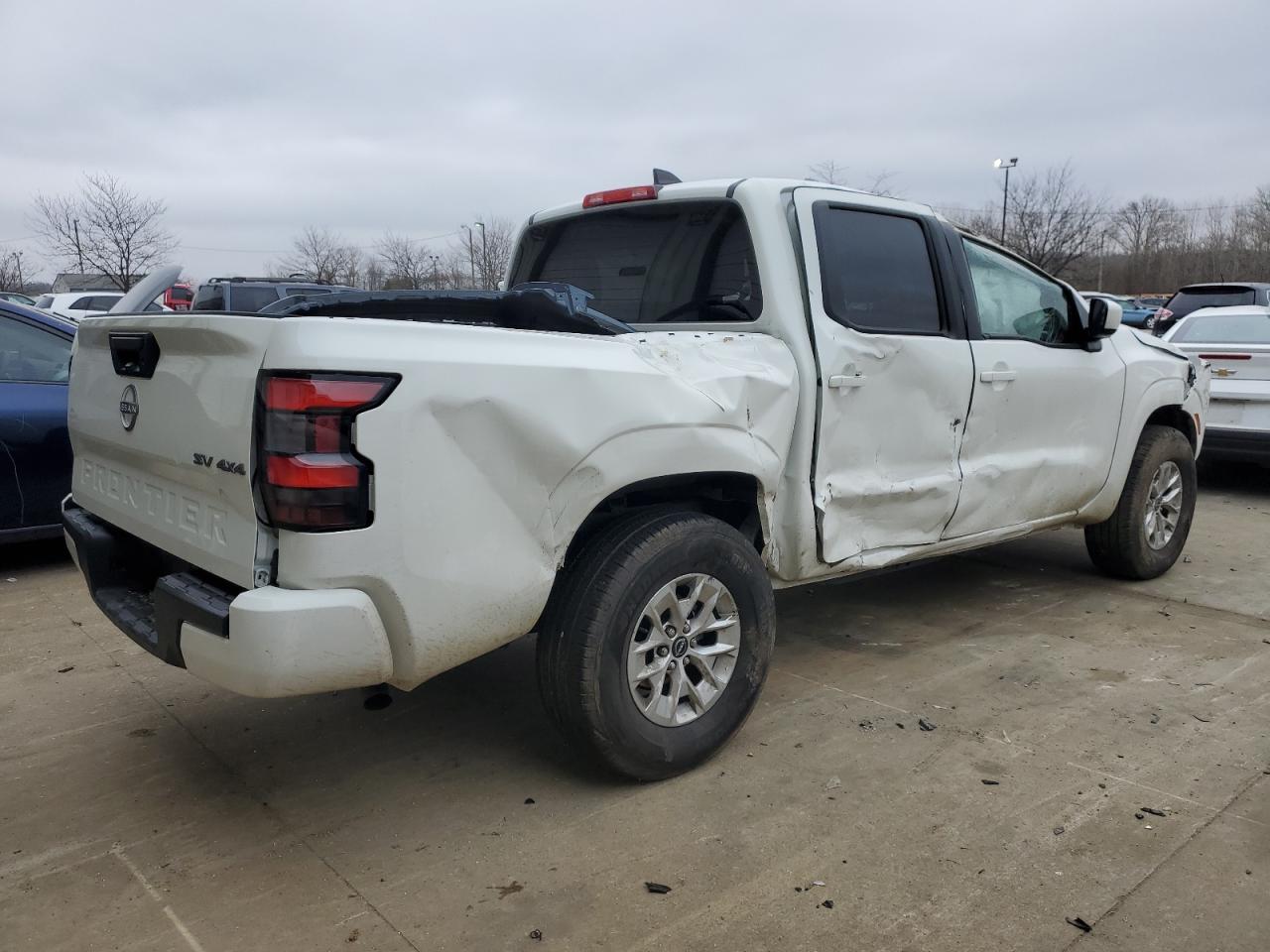 2024 Nissan Navara (Frontier) VIN 1N6ED1EK6RN657263 Copart auction photo, all over / rollover damage thumbnail 3