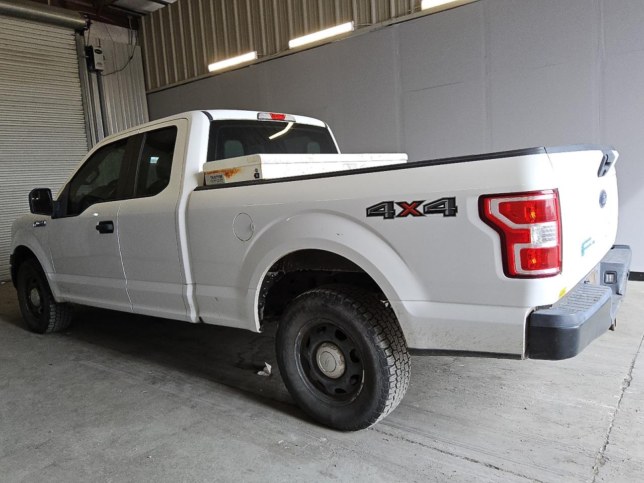 2020 Ford F-150 VIN 1FTFX1E54LFB42840 Copart auction photo, minor dent/scratches damage thumbnail 2