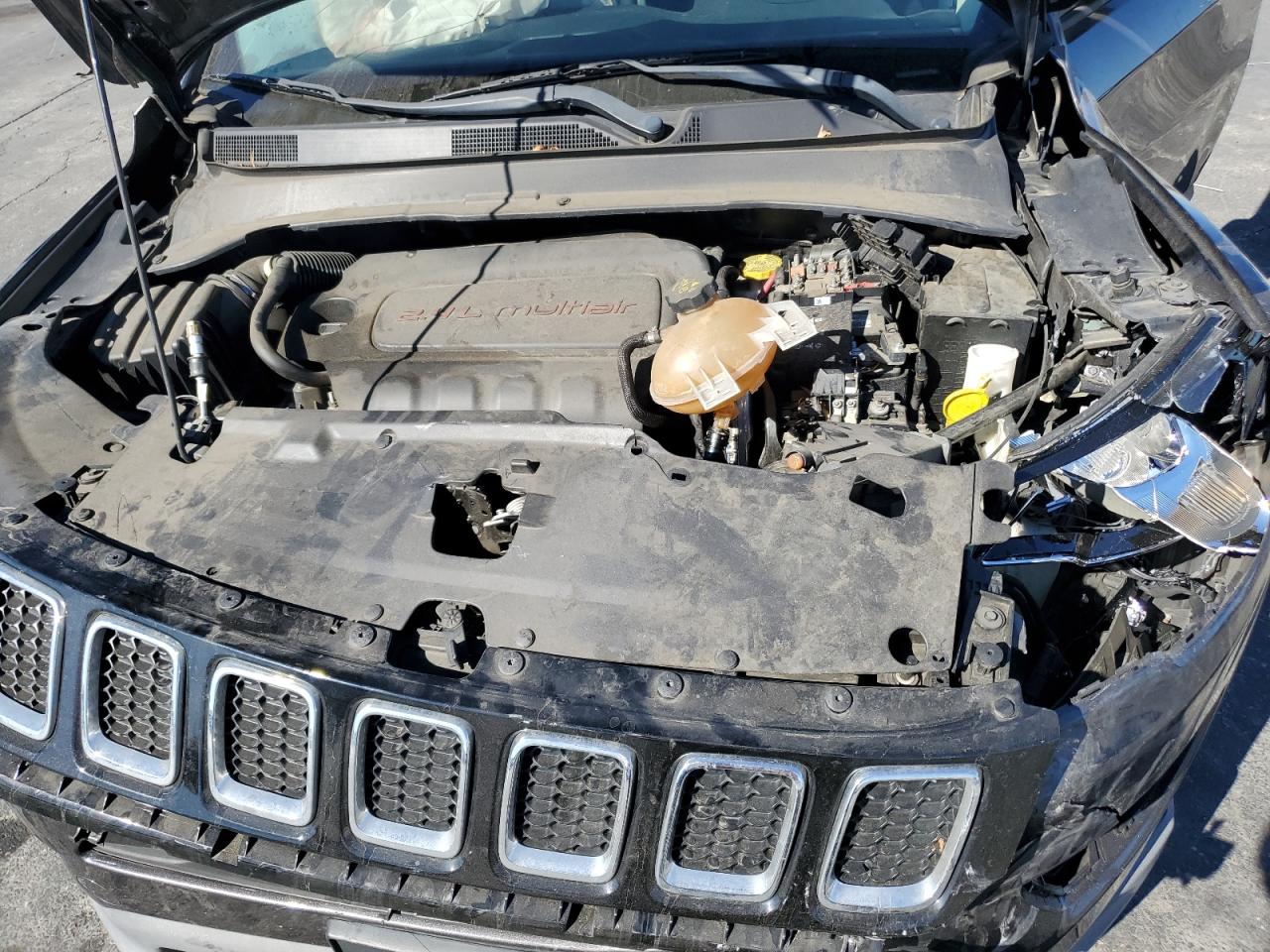2018 Jeep Compass VIN 3C4NJCAB8JT425488 Copart auction photo, front end damage thumbnail 12