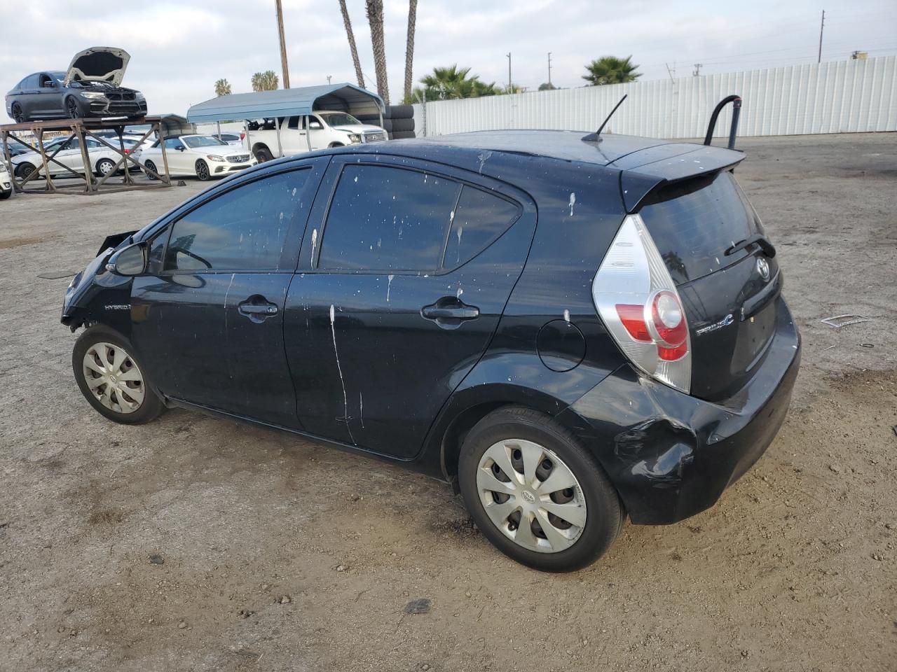 2014 Toyota Prius VIN JTDKDTB3XE1561961 Copart auction photo, front end / minor dent/scratches damage thumbnail 2