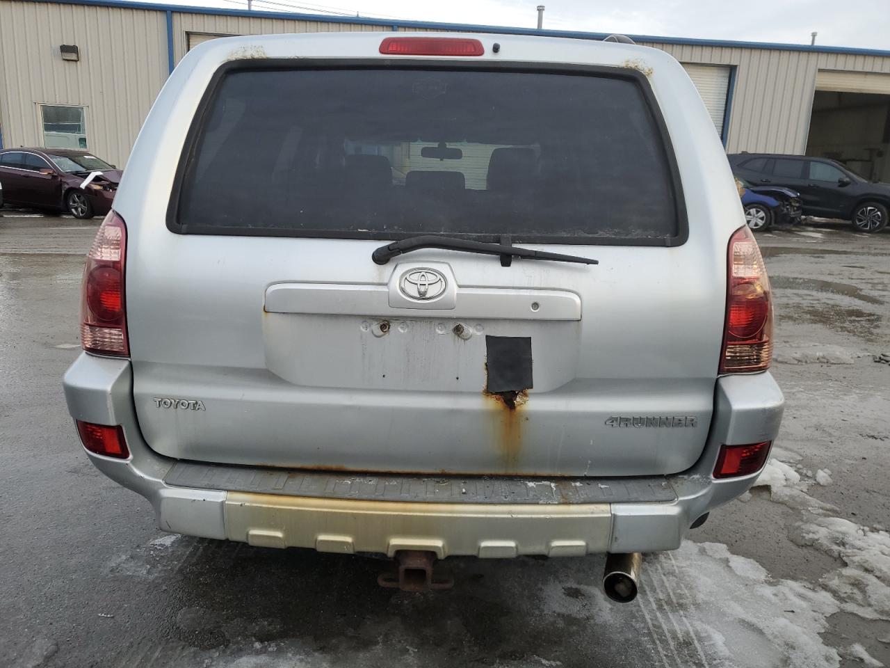2005 Toyota 4Runner VIN JTEBU14R750063093 Copart auction photo, normal wear / minor dent/scratches damage thumbnail 6