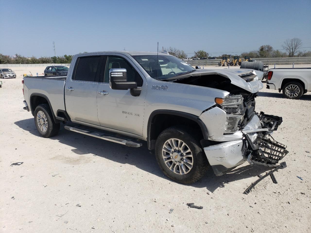 2021 Chevrolet Silverado VIN 1GC4YVEY5MF116271 Copart auction photo, front end / side damage thumbnail 4