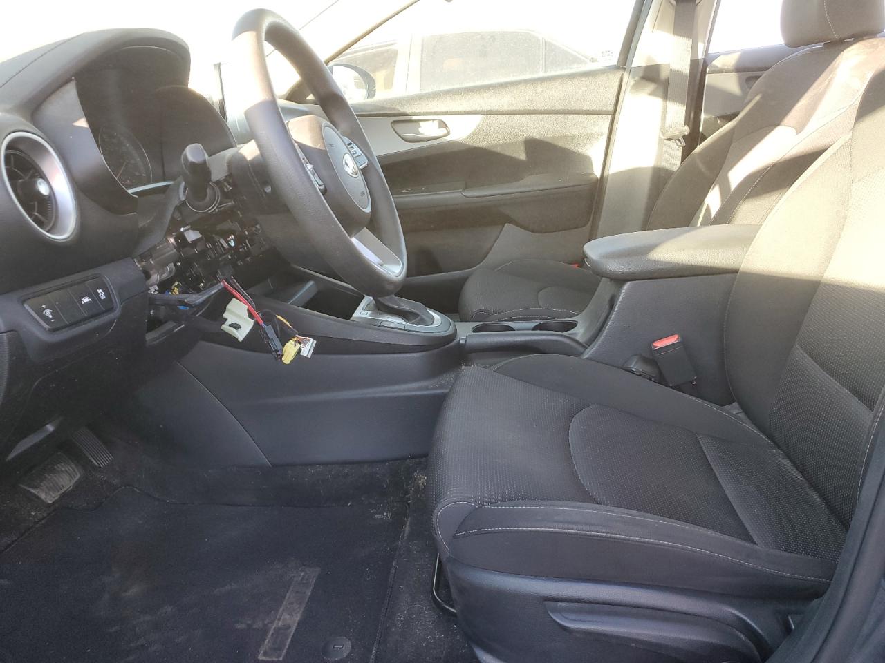 2019 KIA Forte VIN 3KPF24AD8KE074631 Copart auction photo, vandalism / hail damage thumbnail 7