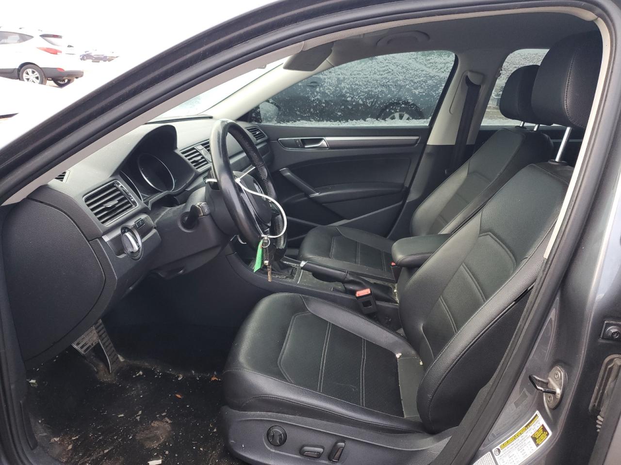 2017 Volkswagen Passat VIN 1VWDT7A35HC058820 Copart auction photo, front end / side damage thumbnail 7