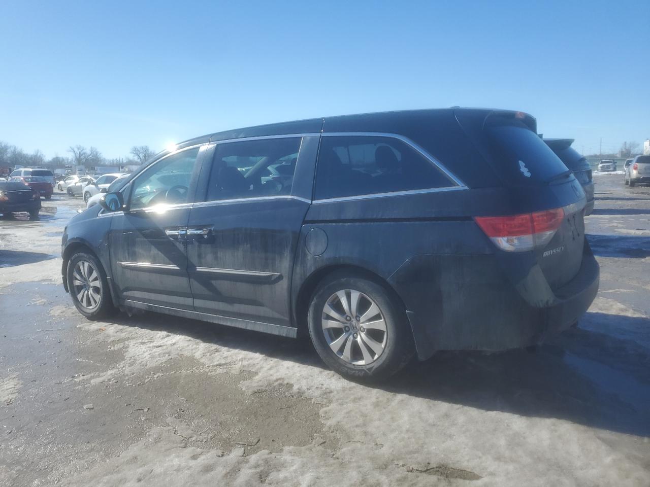 2016 Honda Odyssey VIN 5FNRL5H30GB106390 Copart auction photo, side / front end damage thumbnail 2