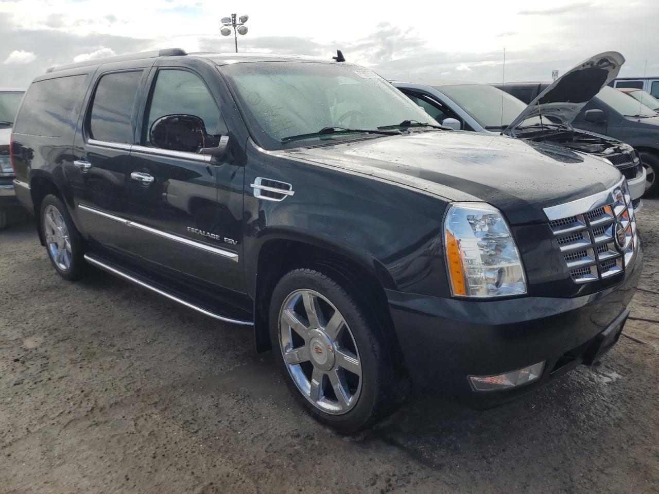 2014 Cadillac Escalade VIN 1GYS4HEF1ER157798 Copart auction photo, water/flood damage thumbnail 4