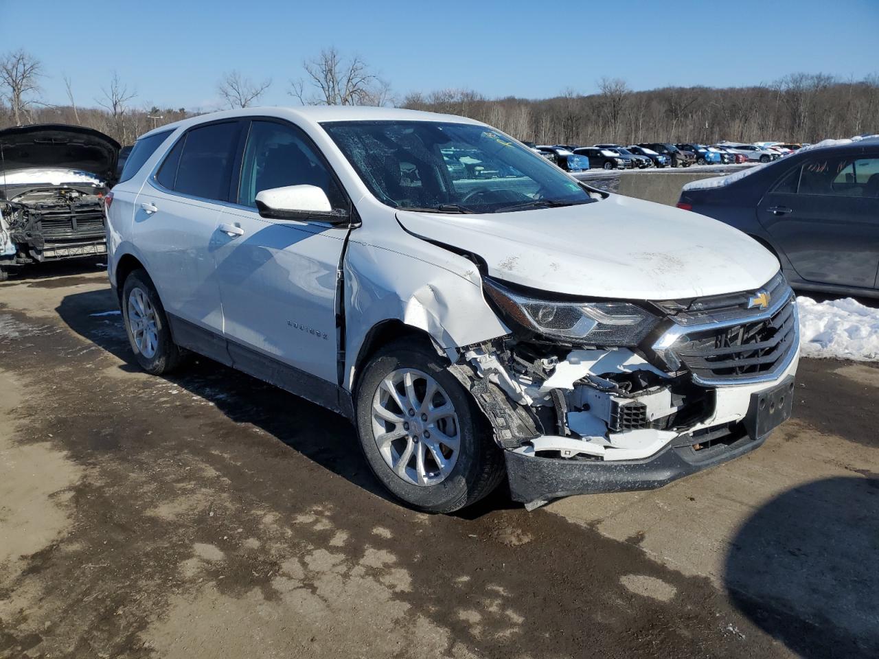 2018 Chevrolet Equinox VIN 2GNAXJEV6J6260672 Copart auction photo, front end / minor dent/scratches damage thumbnail 4