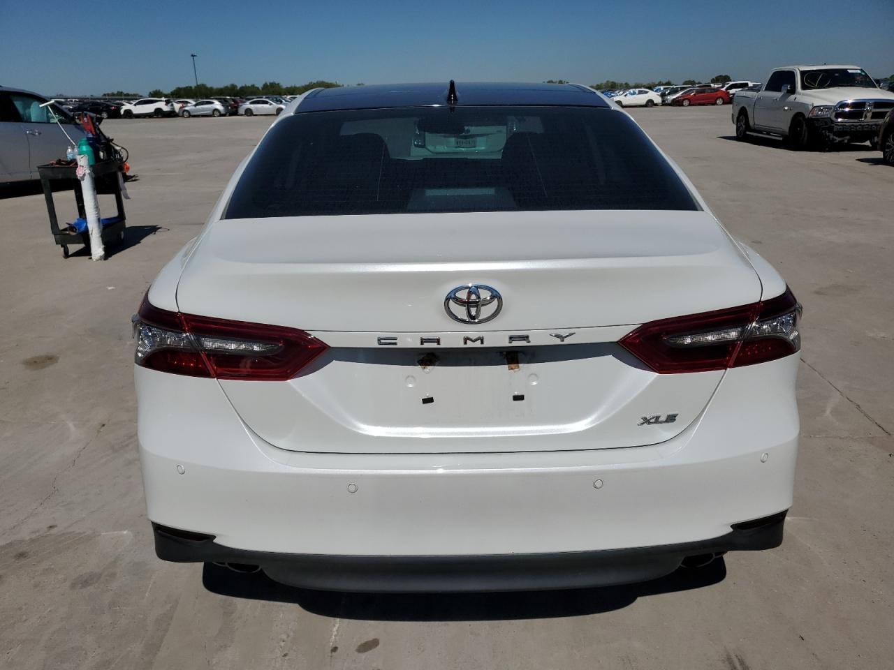2021 Toyota Camry VIN 4T1FZ1AKXMU053689 Copart auction photo, front end damage thumbnail 6