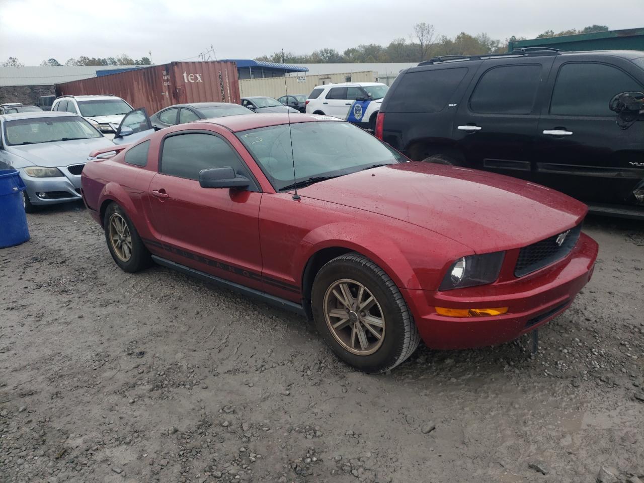 2005 Ford Mustang VIN 1ZVFT80N355223488 Copart auction photo, rear end damage thumbnail 4